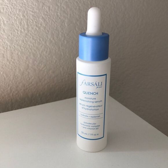 Farsali Prive Quench Moisture Replenishing serum - Picture 3 of 4